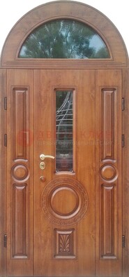 Двустворчатая железная дверь МДФ со стеклом в форме арки ДА-52 в Лыткарино