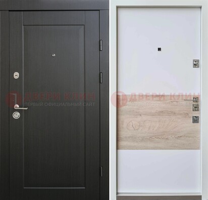 Черная металлическая дверь с белой МДФ внутри ДМ-230 в Лыткарино