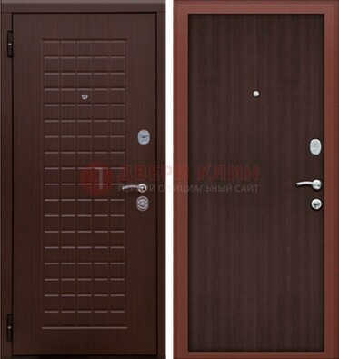 Коричневая металлическая дверь с МДФ ДМ-78 в квартиру в Лыткарино