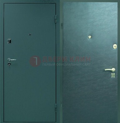 Зеленая стальная дверь с порошковым покрытием ДП-93 в Лыткарино