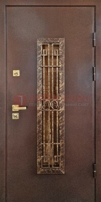 Металлическая дверь с порошковым напылением со стеклом и ковкой ДСК-110 в Лыткарино
