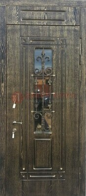 Зеленая входная дверь со стеклом и ковкой ДСК-67 в Лыткарино