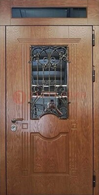 Металлическая входная дверь со стеклом и ковкой для дома ДСК-96 в Лыткарино