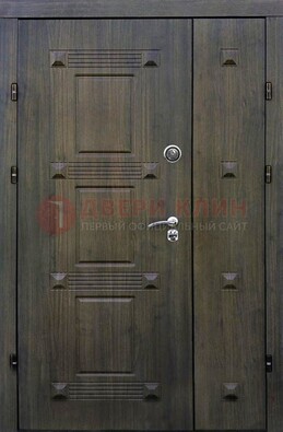 Железная двухстворчатая филенчатая дверь с виноритом ДВТ-143 в Лыткарино